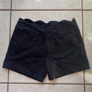 Black Scallop Waist Shorts Size XS